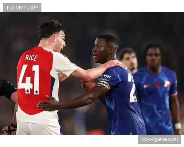 赖斯与凯塞多：中场新星对比，谁将引领未来足坛？