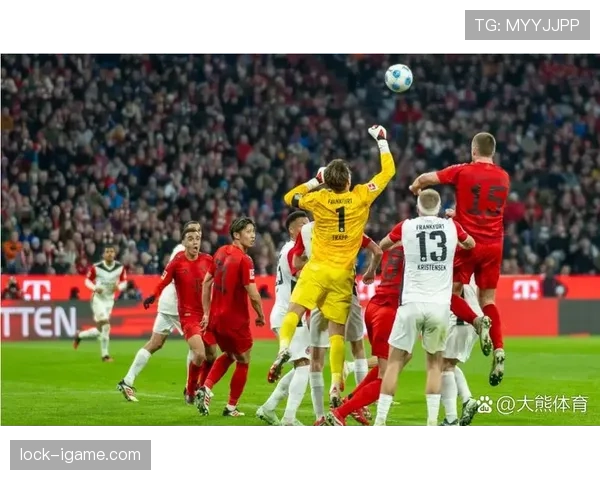 拜仁欧冠竞争力面临波动考验,对赛季走势形成制约 拜仁欧冠竞争力面临波动考验,对赛季走势形成制约